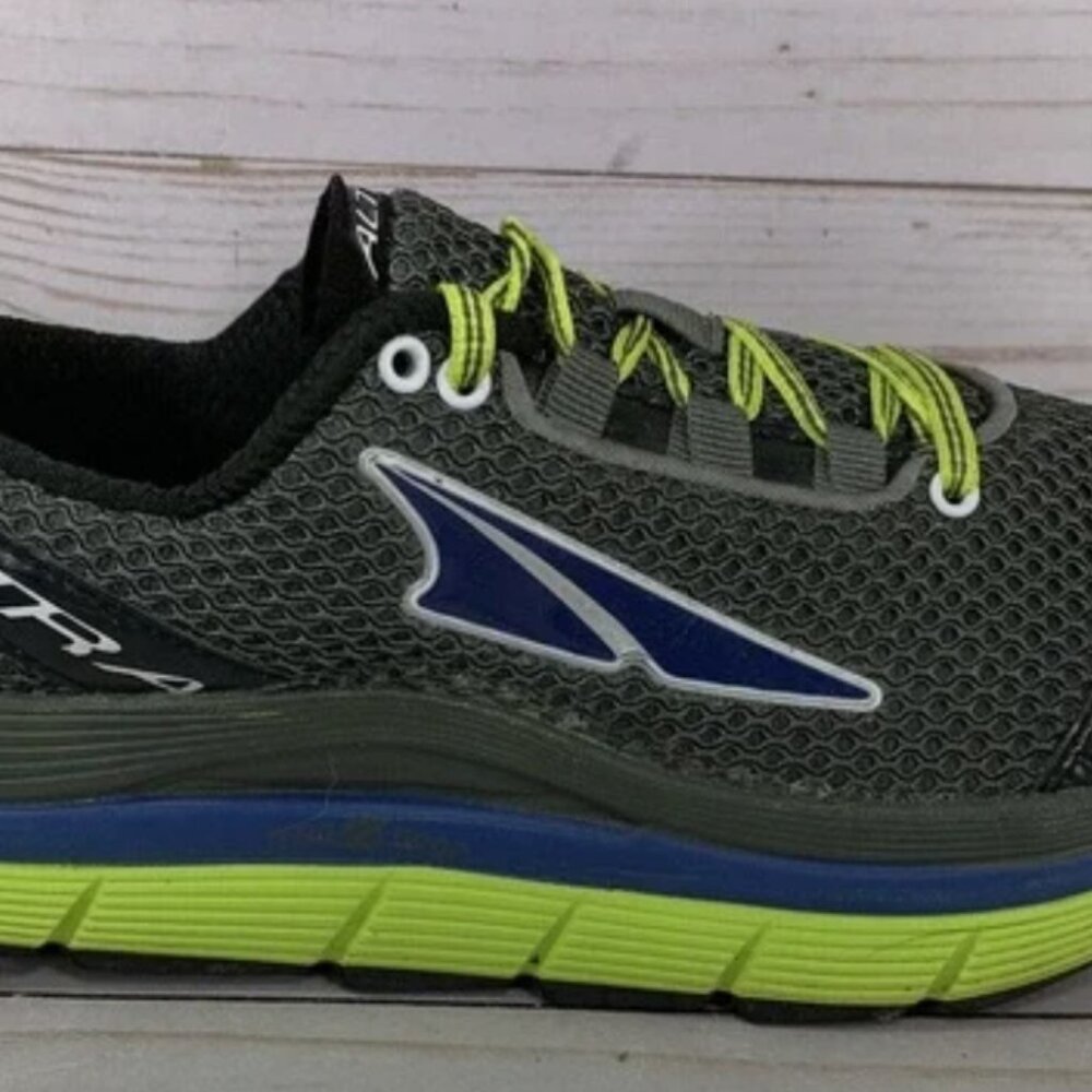 Altra Olympus Trail Running Shoes Mens Size 8.5 Gray Mesh Neon Yellow